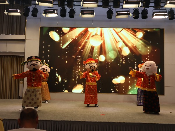 麻豆视频免费版在线观看2025年年会节目